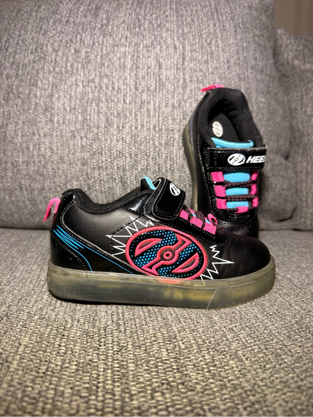 Heelys Pow X2 Lighted Kids Roller Skates Shoe Sneaker size 12 little kids